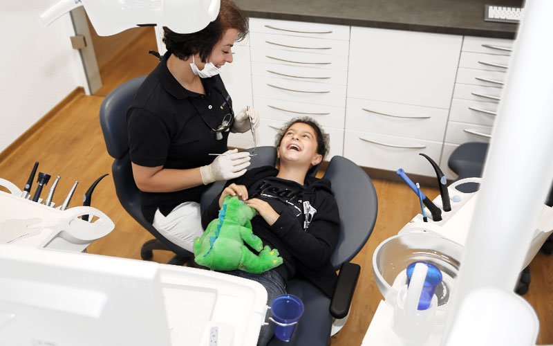 Zahnbehandlungen für Kinder