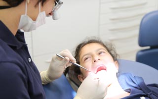 Kinderzahnarzt Berlin Milchzahnbehandlung