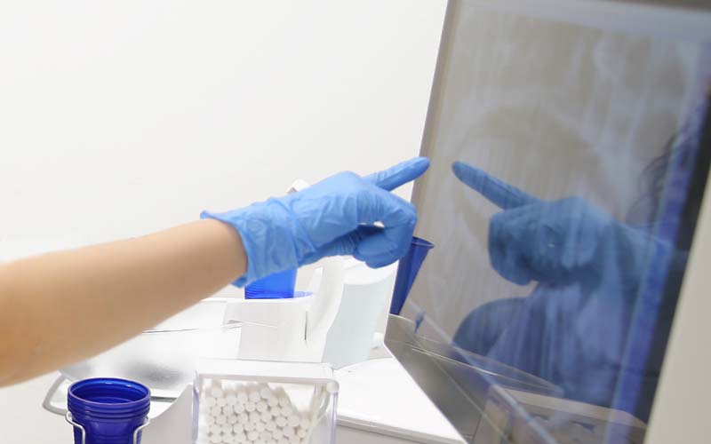 Risiken und Ursachen von Parodontitis